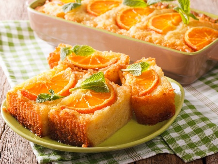 Портокалопита – традиционен гръцки десерт с кори, портокалов сок, крем и захарен сироп - снимка на рецептата